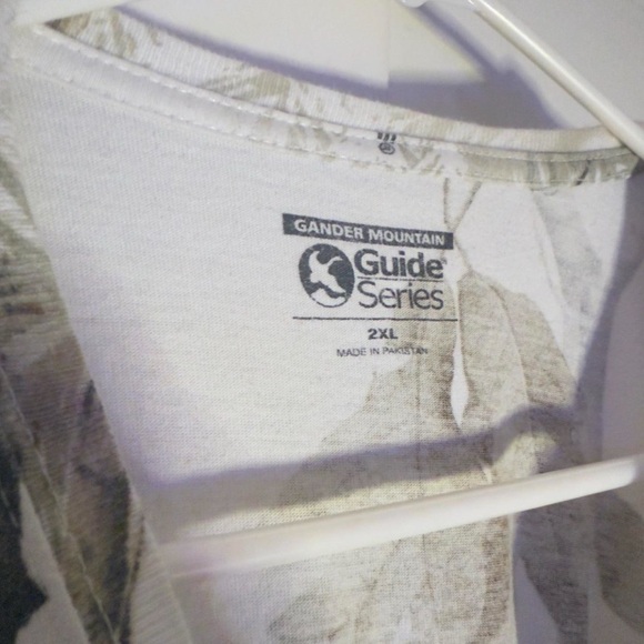 Gander Mountain Like New White Camouflage Long Sleeved Tee XXL MossyOak RealTree - Picture 3 of 5